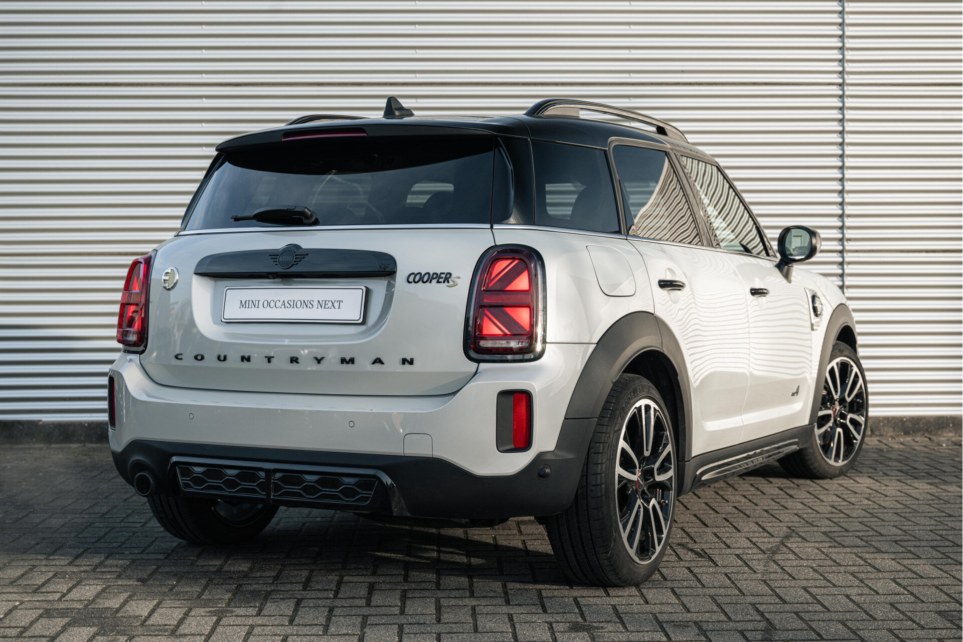 MINI Countryman Cooper S E ALL4 Automaat - Afbeelding 2