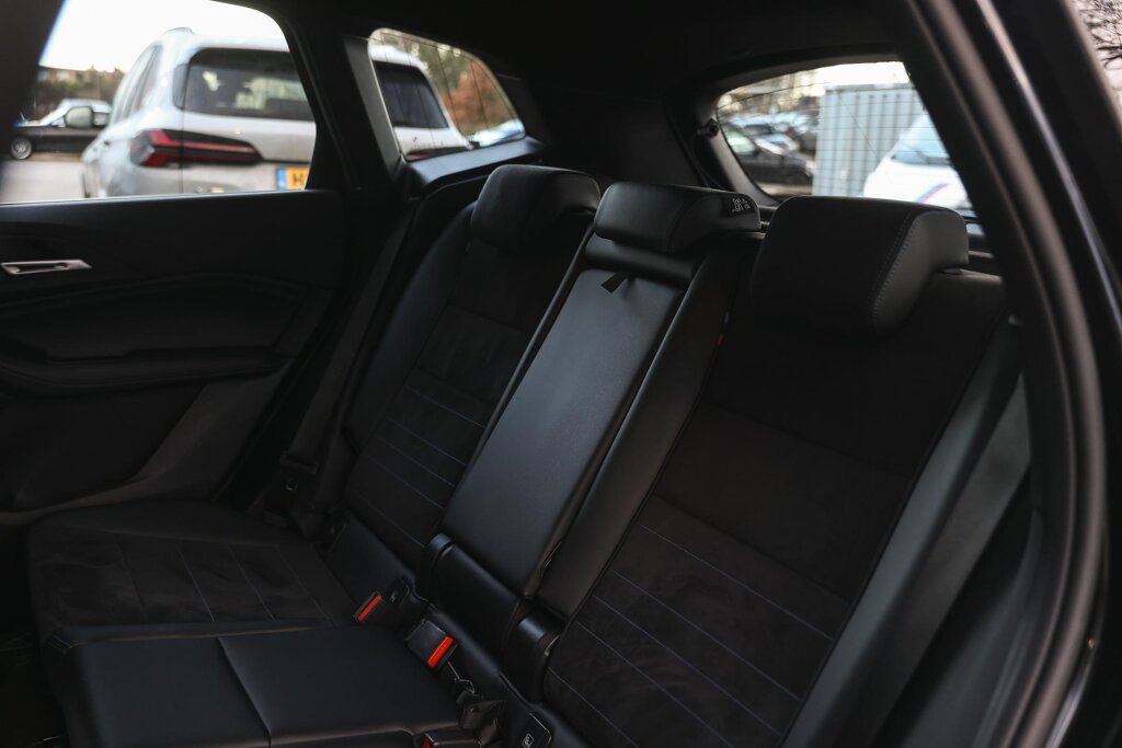 BMW 2 Serie 13