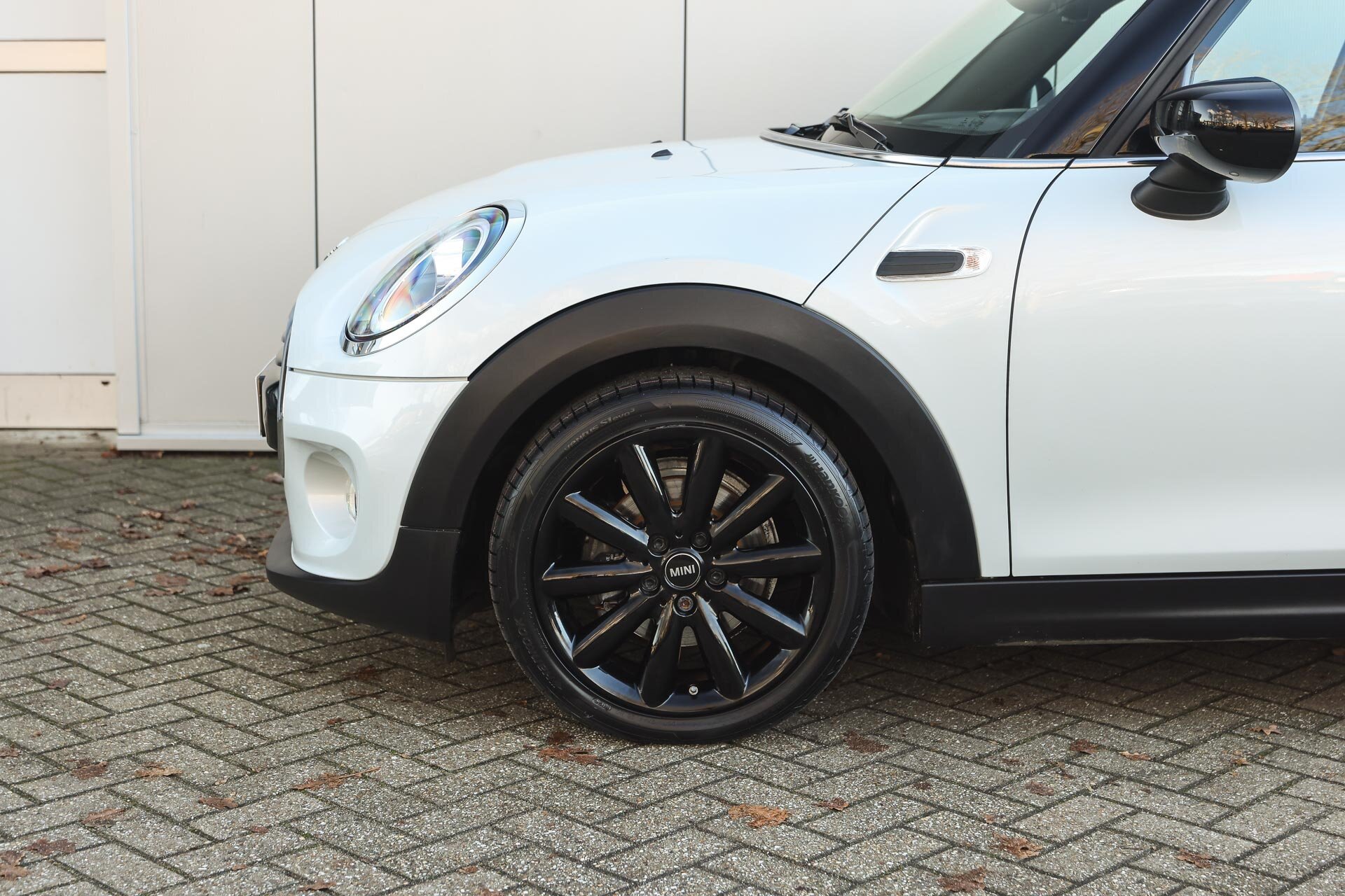 MINI Cooper Hatchback Automaat - Afbeelding 4