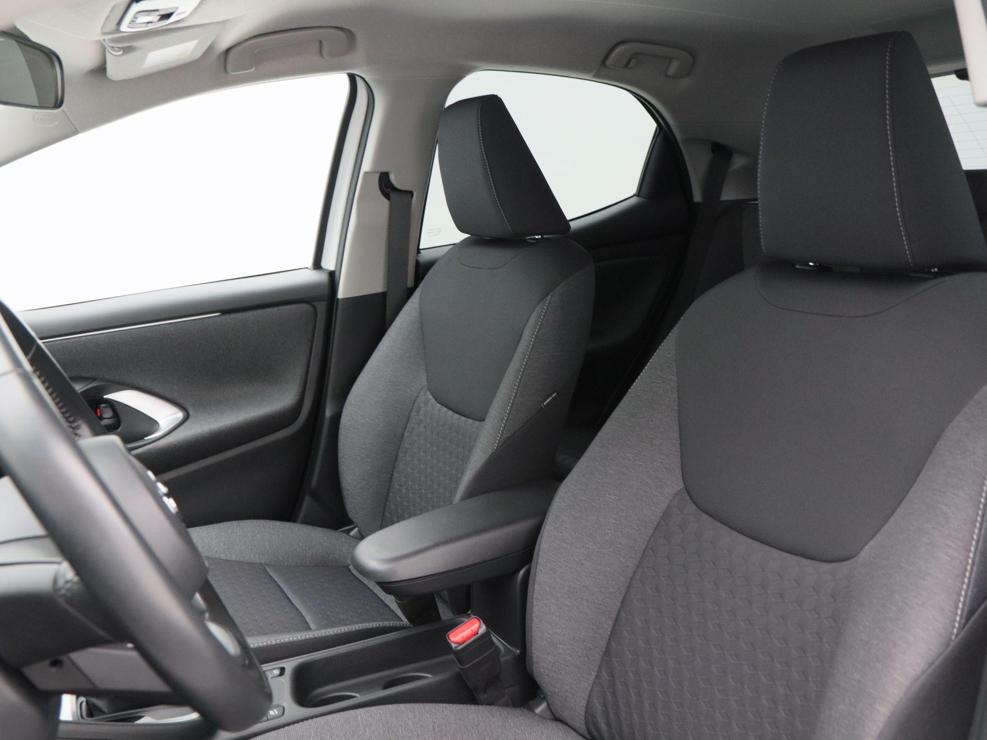 Toyota Yaris 1.5 Hybrid Dynamic 115 Pk Automaat - Afbeelding 5