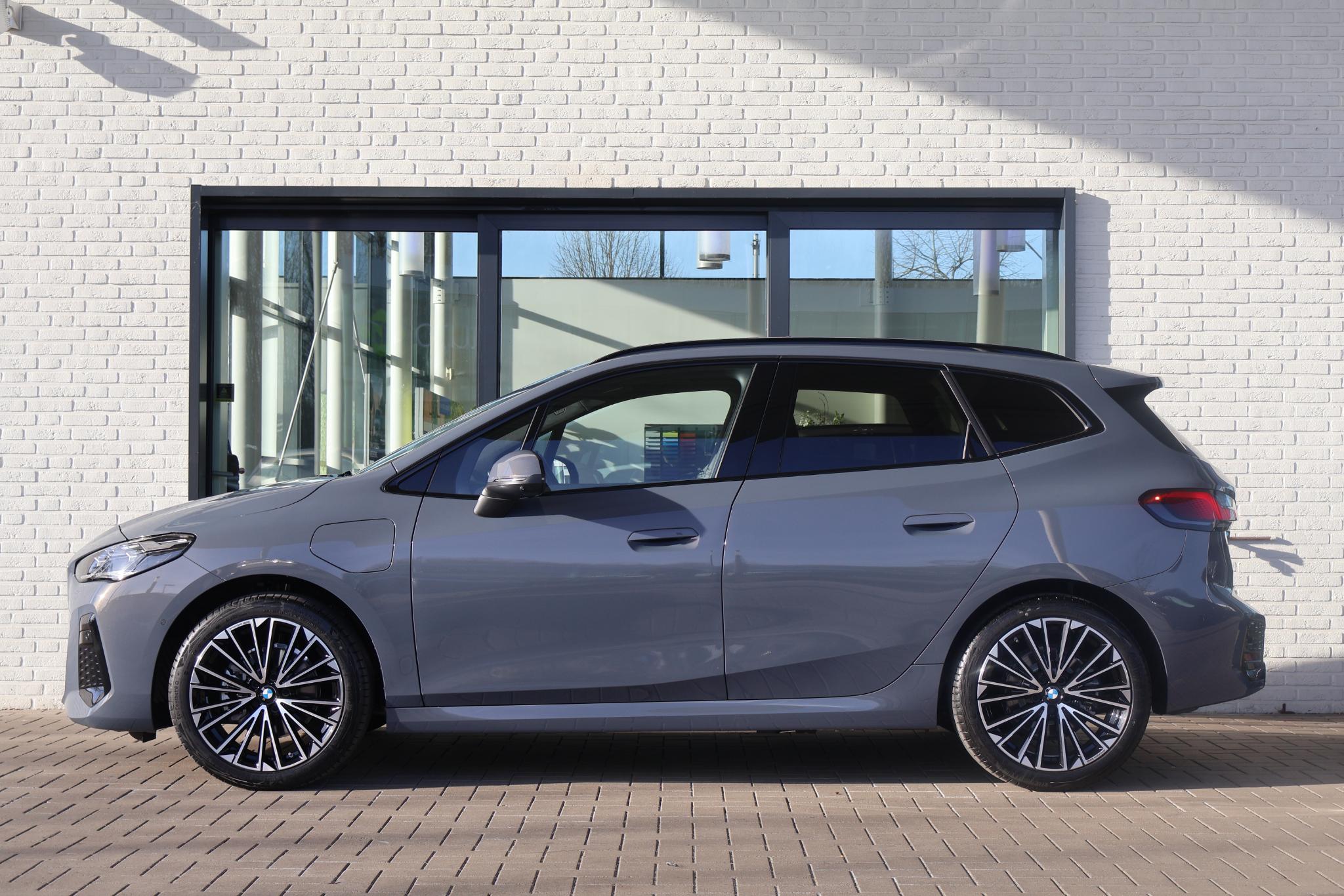 BMW 2 Serie 225e xDrive Active Tourer - Afbeelding 5