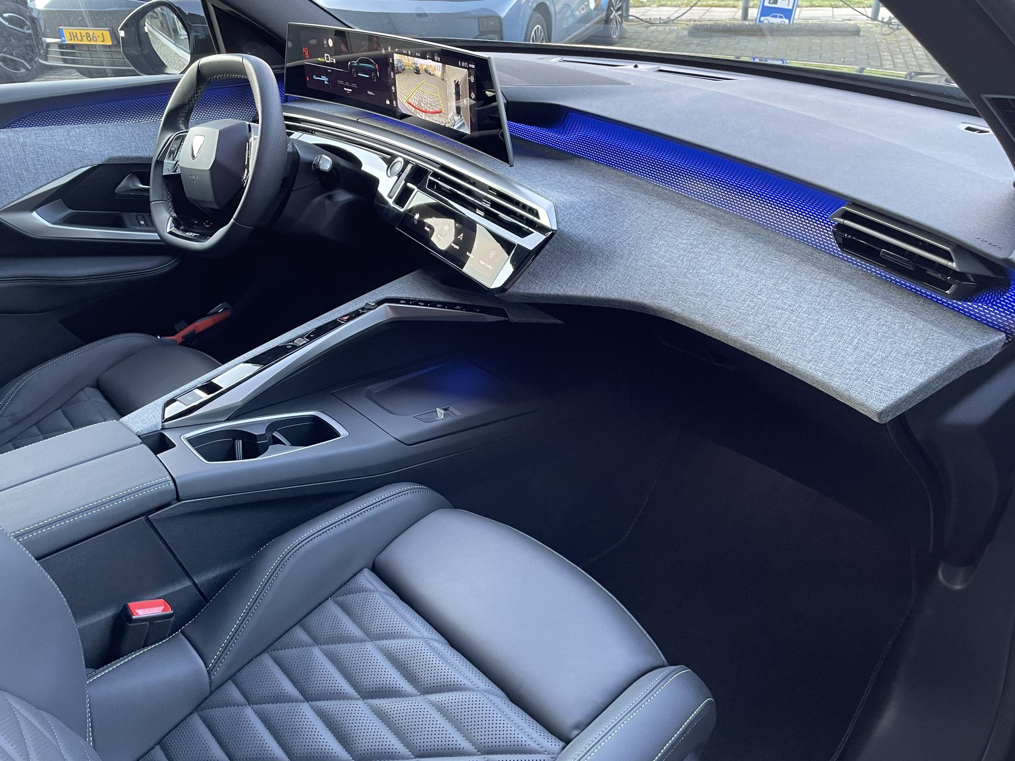 Peugeot e-3008 Launch Edition 325 Dual Motor 73 kWh - Afbeelding 5