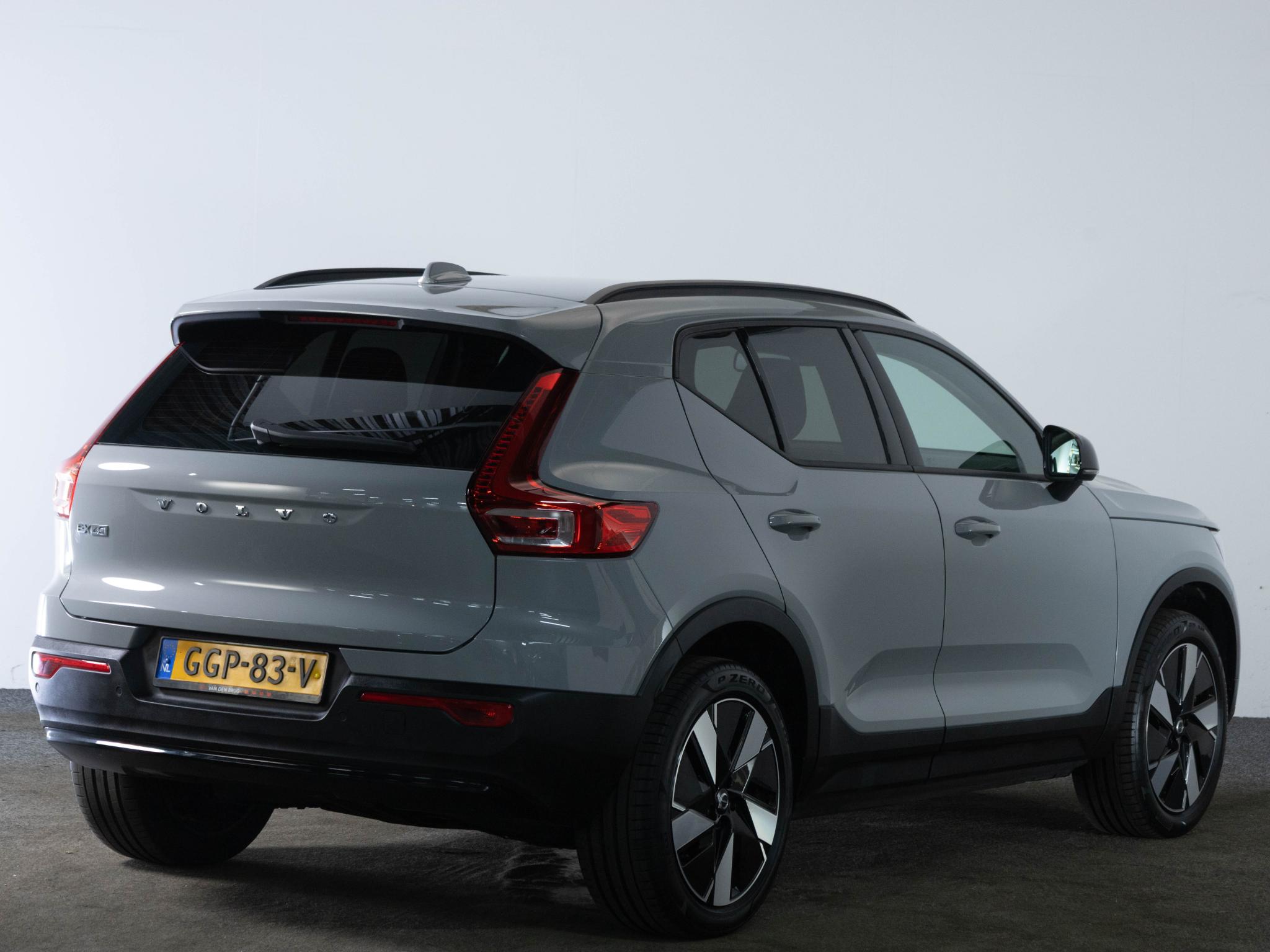 Volvo EX40 Single Motor 242 PK 70 kWh - Afbeelding 4