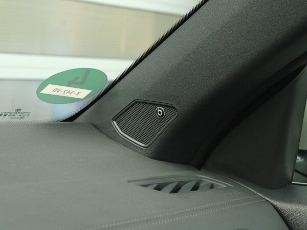 High-end sound system "Beats"