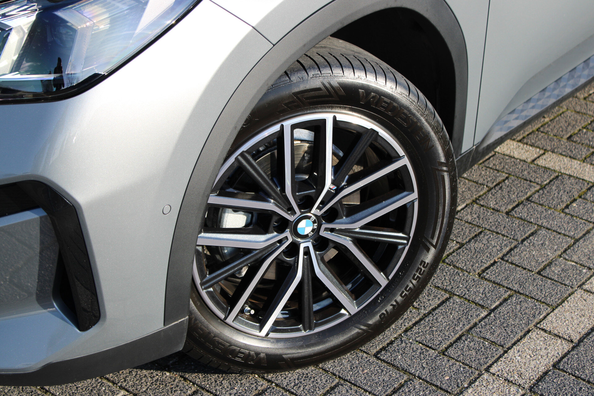 BMW iX2 eDrive20 - Afbeelding 5