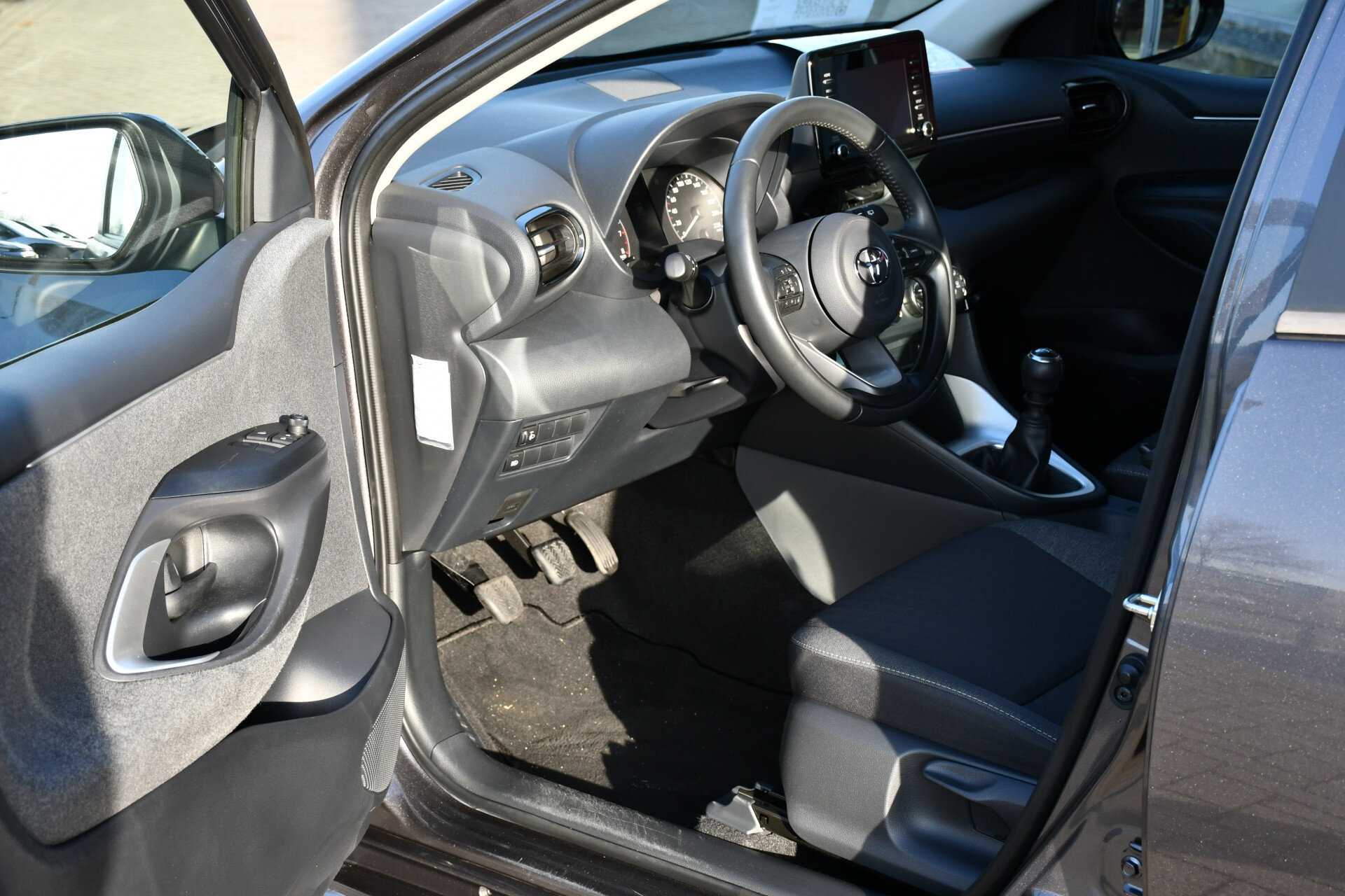 Toyota Yaris 1.5 VVT-i Active 5-deurs 126pk - Afbeelding 4