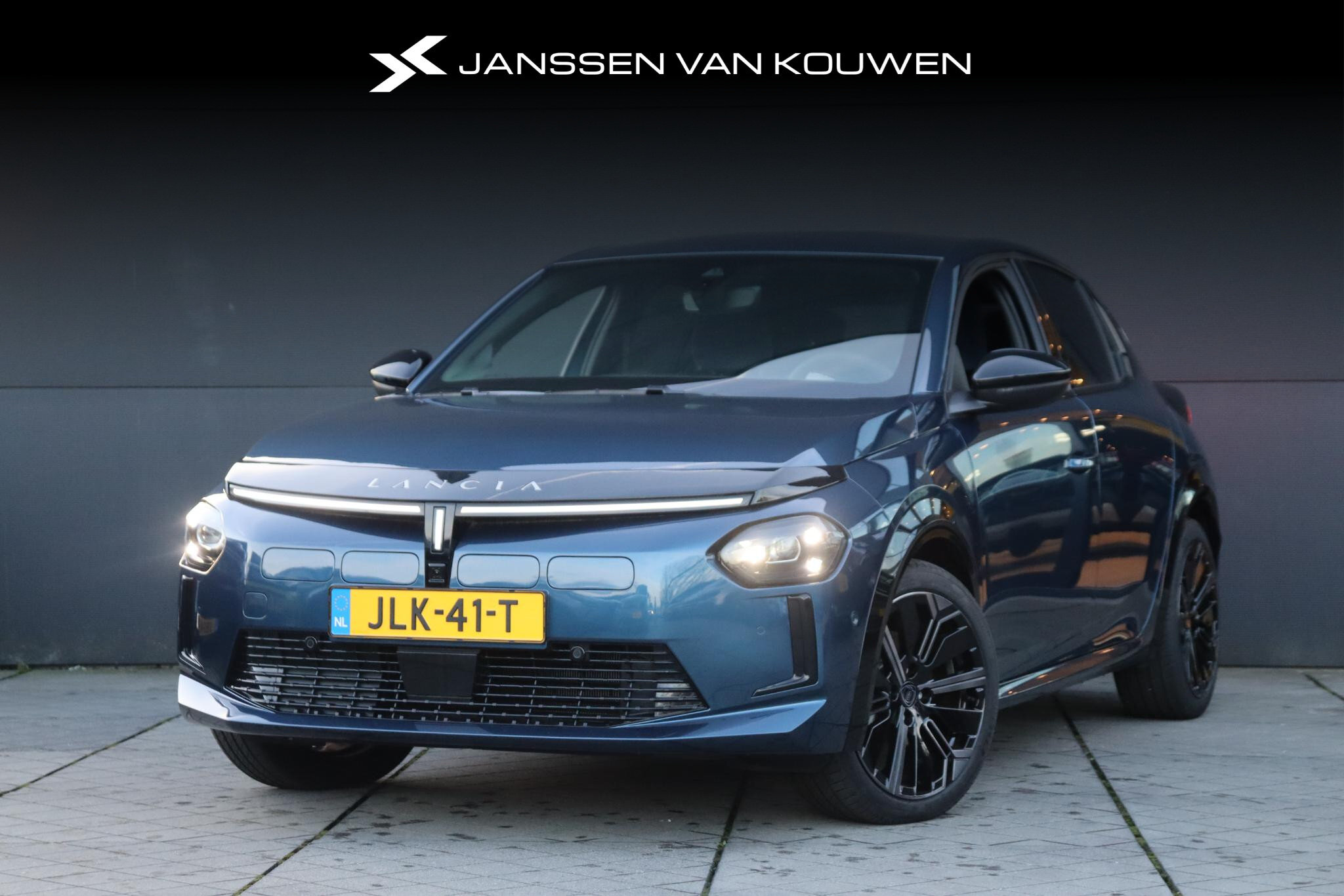 Lancia Ypsilon Edizione Limitata Blu 51 kWh