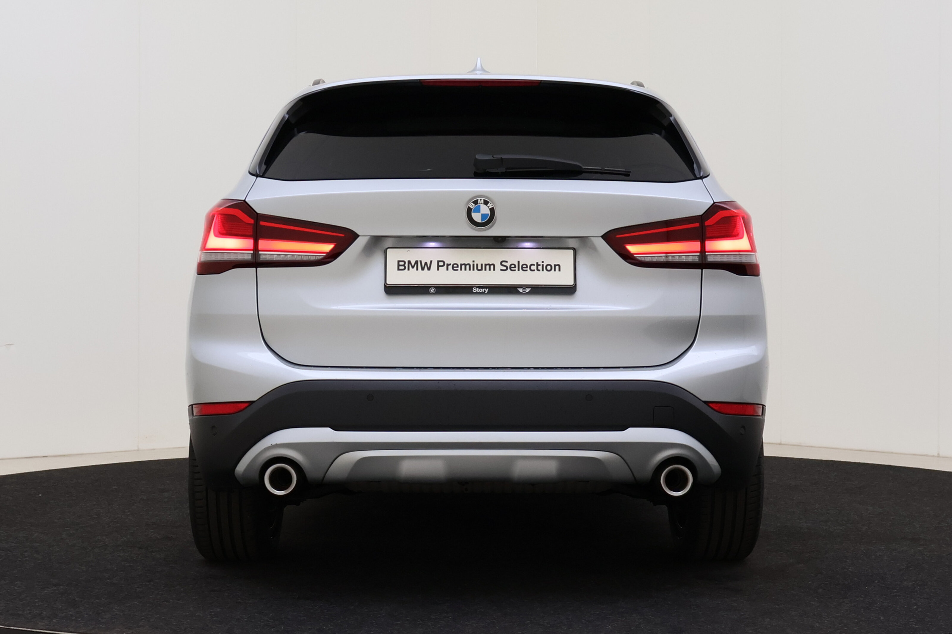 BMW X1 sDrive20i High Executive xLine Automaat