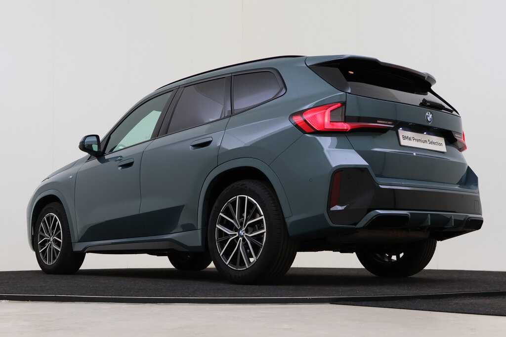 BMW X1 11