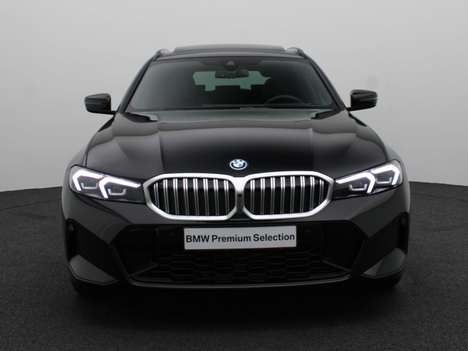 BMW 3 Serie Touring 330e - Afbeelding 3