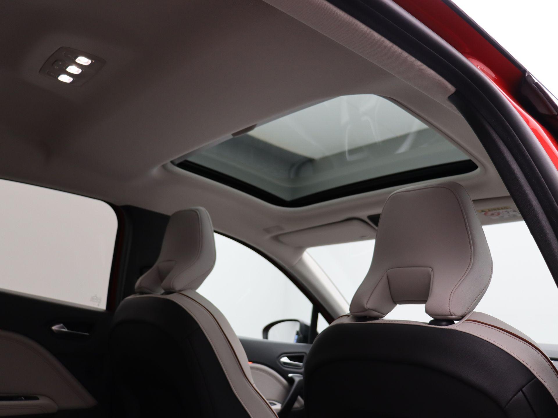 Renault Captur E-Tech Hybrid 145pk Iconic - Afbeelding 5