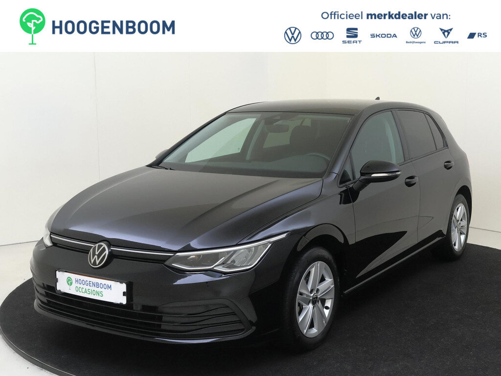 Volkswagen Golf 1.0 eTSI Life 