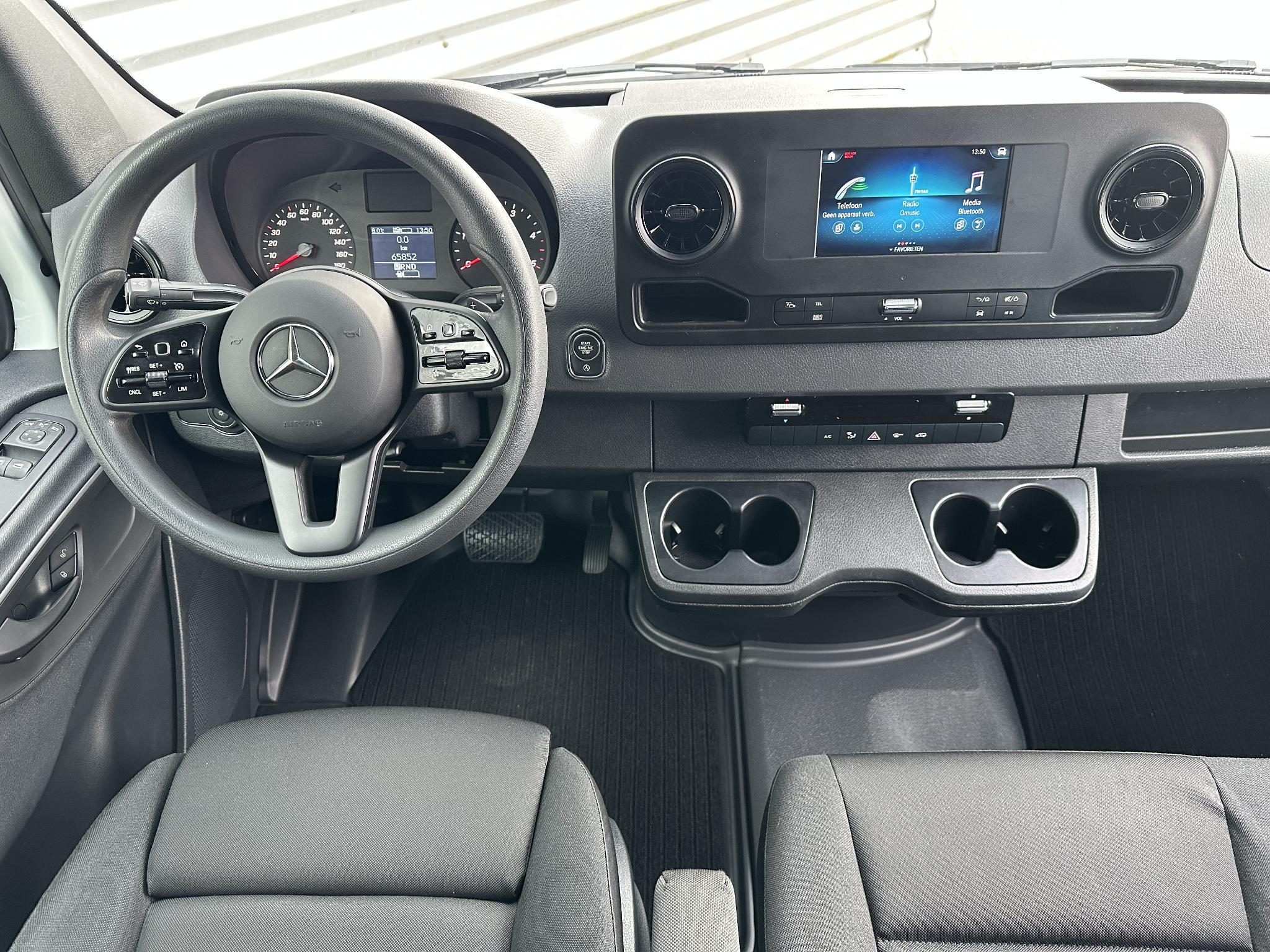 Mercedes-Benz Sprinter 317 CDI  L2H2 Automaat Carplay Navigatie Camera - Afbeelding 3