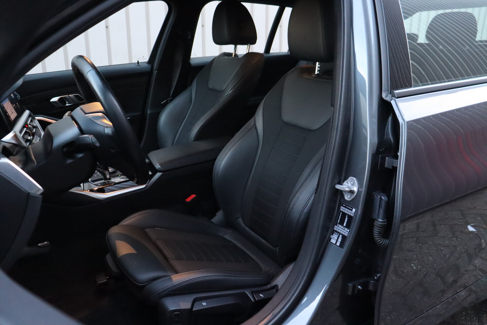 BMW 3 Serie Touring 318i Executive Sport Line Automaat - Afbeelding 4