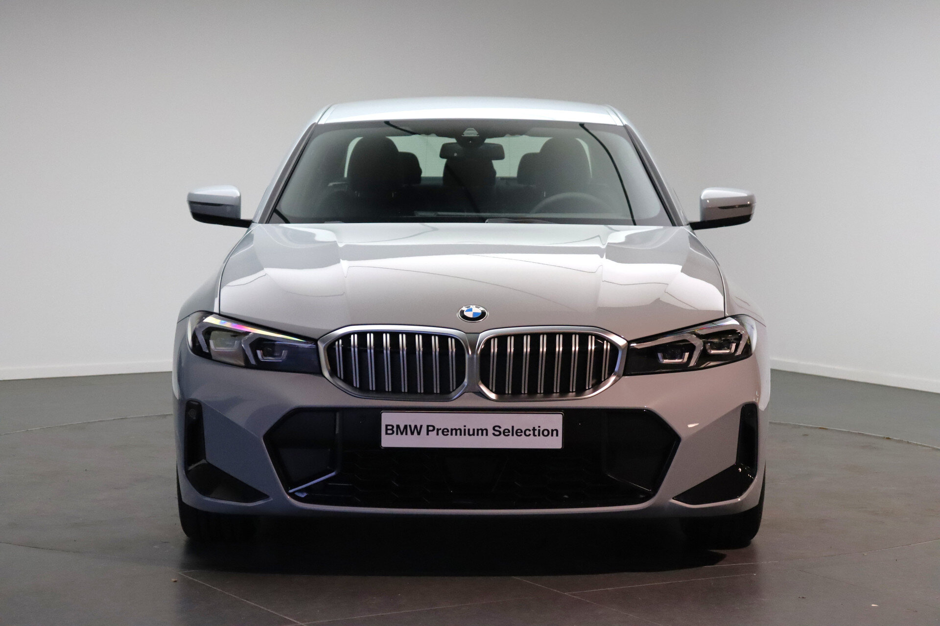 BMW 3 Serie 320i M Sport Automaat - Afbeelding 5