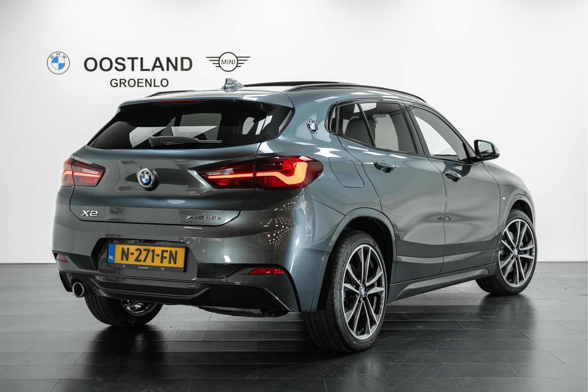 BMW X2 xDrive25e High Executive M Sport Automaat - Afbeelding 2