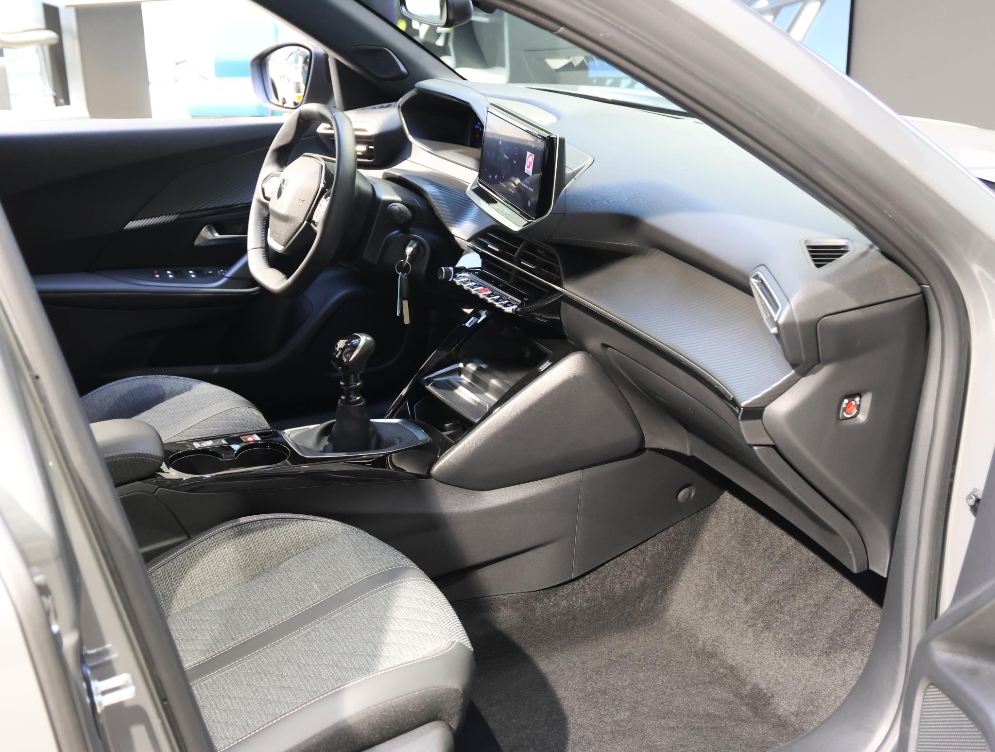 Peugeot 2008 SUV Allure 100 pk - Afbeelding 5