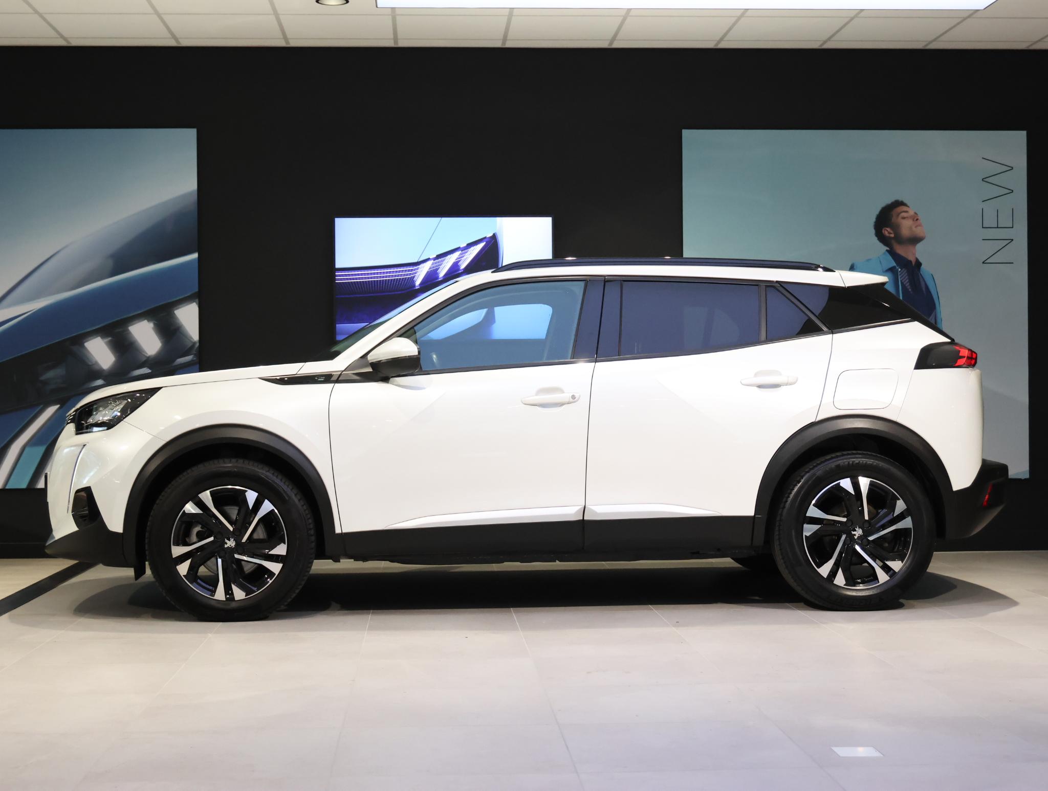 Peugeot e-2008 SUV Allure 50kWh - Afbeelding 2