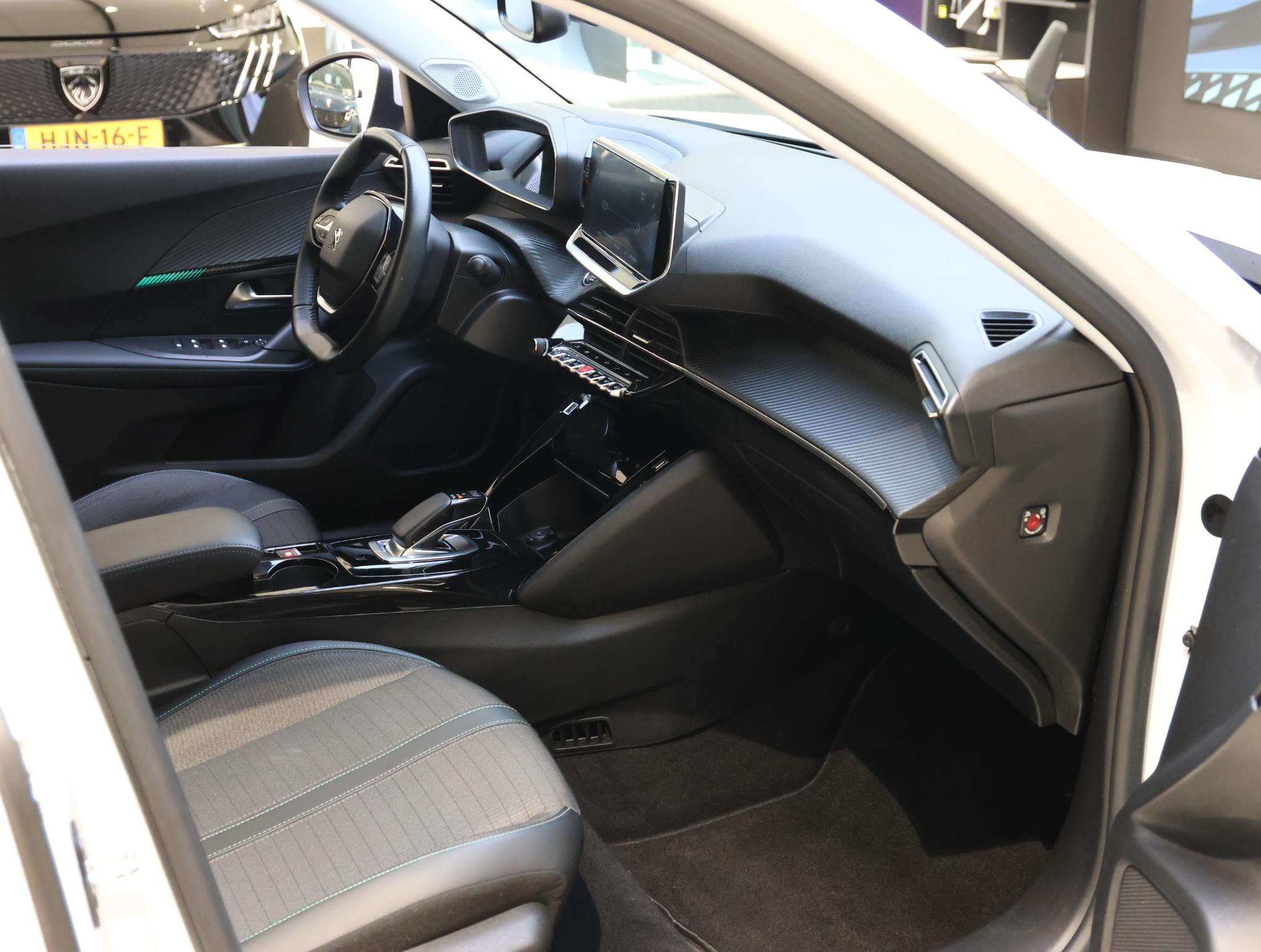 Peugeot e-2008 SUV Allure 50kWh - Afbeelding 5
