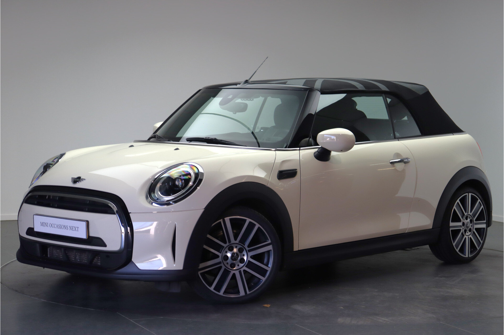 MINI Cooper Cabrio Automaat