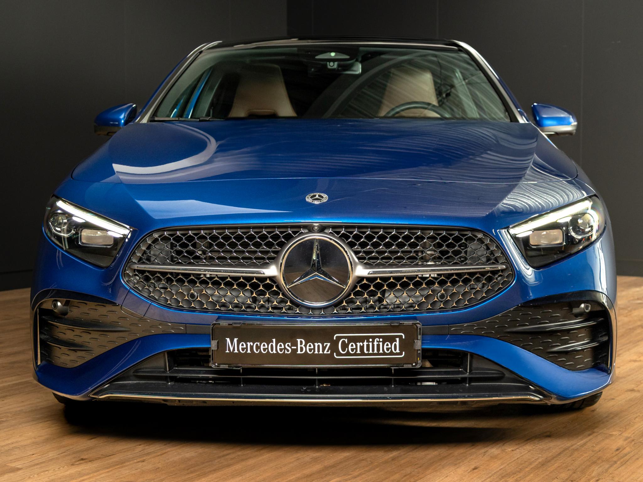 Mercedes-Benz A-Klasse Hatchback 180 Star Edition AMG Line LIMITED - Afbeelding 4