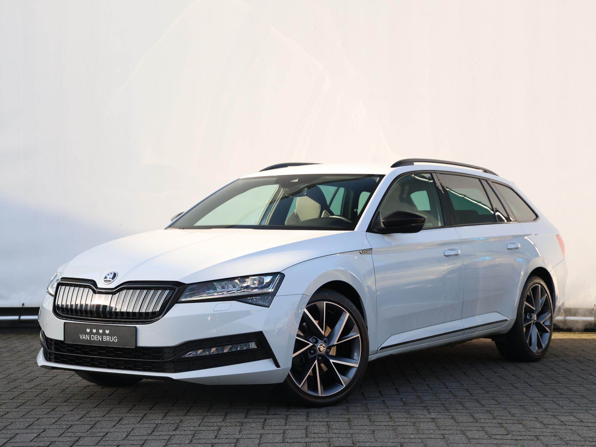Škoda Superb 1.4 TSI iV Sportline Business
