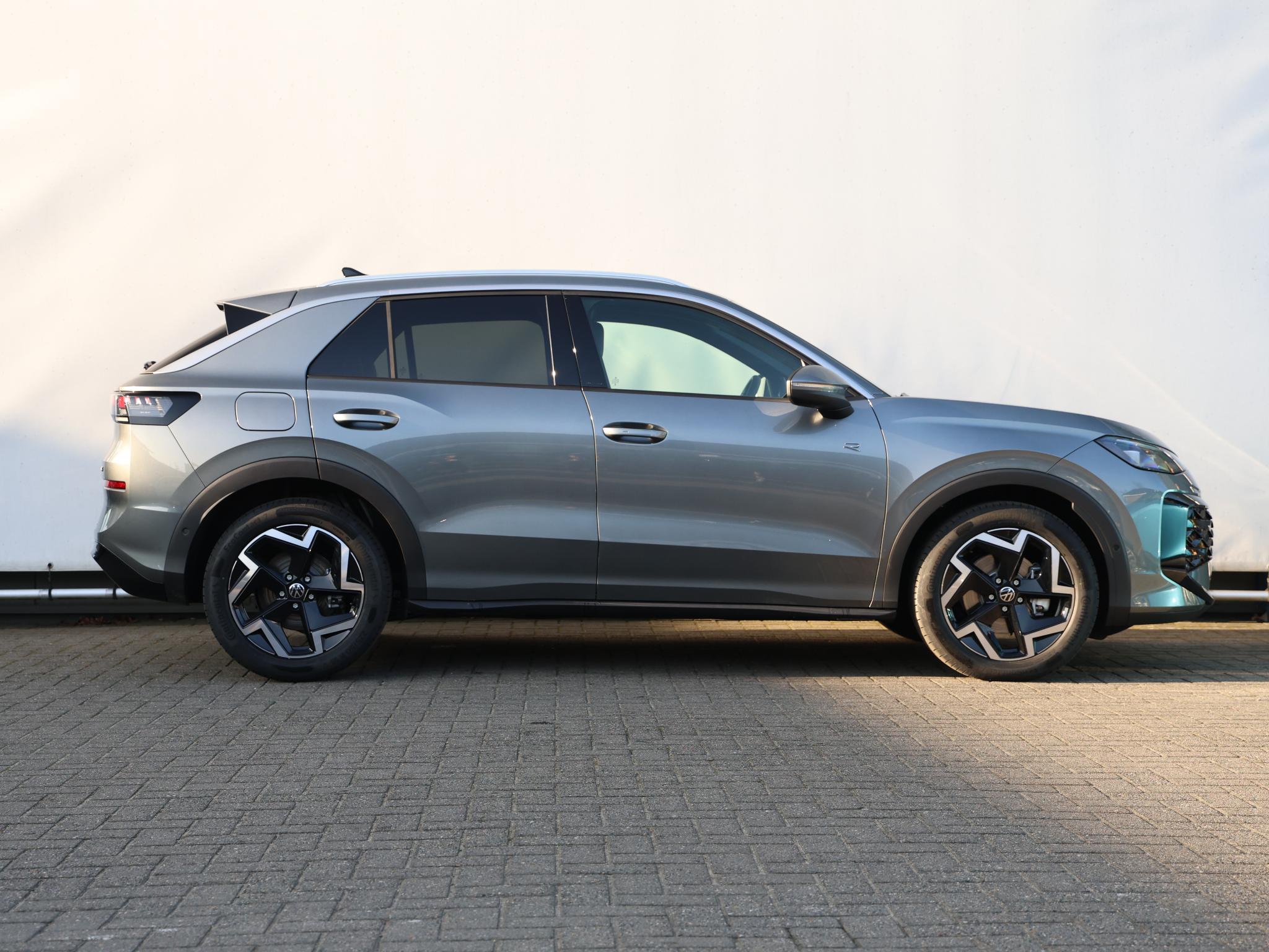 Volkswagen T-Roc R-Line First Edition 1.5 eTSI 150 PK - Afbeelding 2