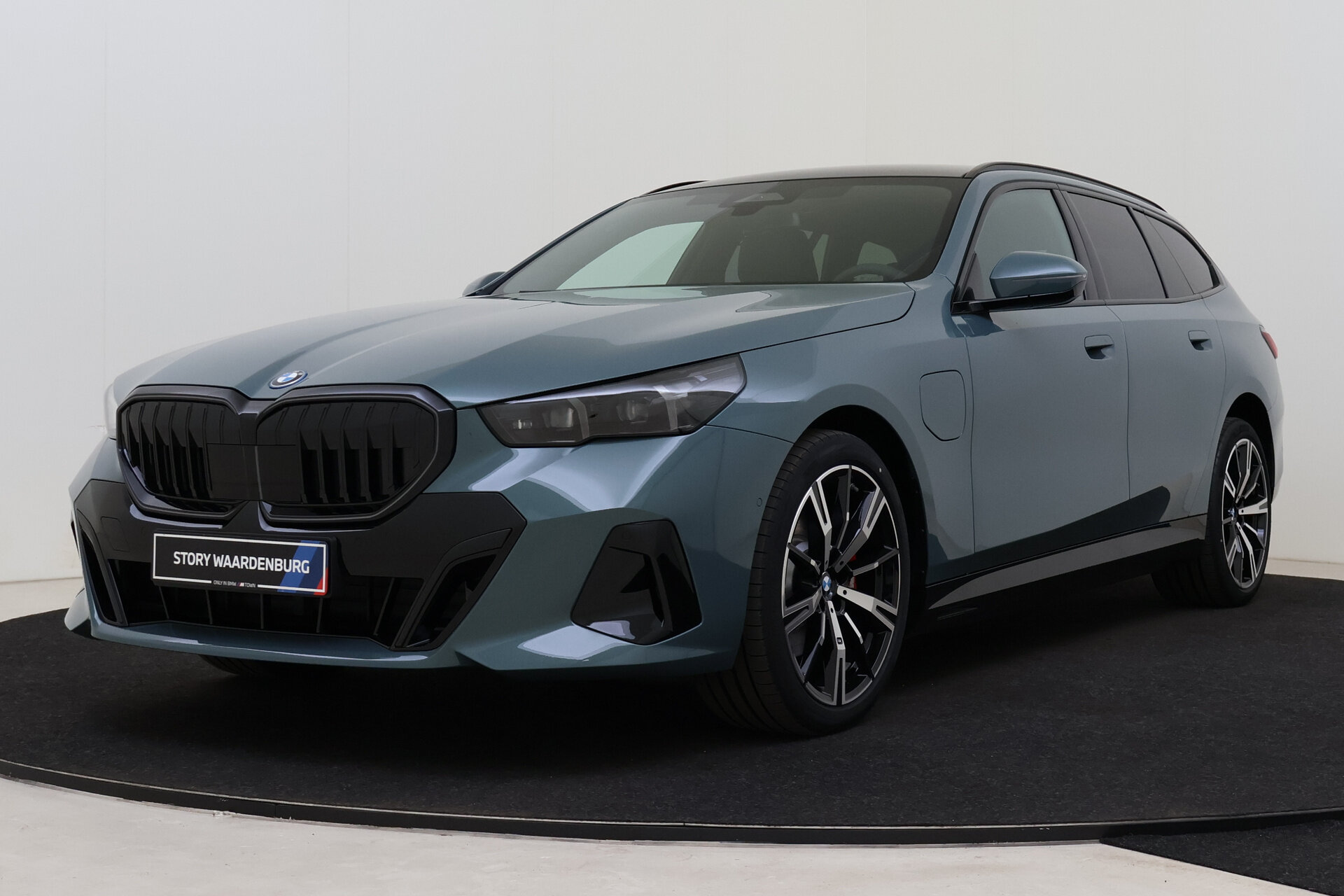 BMW 5 Serie Touring 530e M Sport Automaat