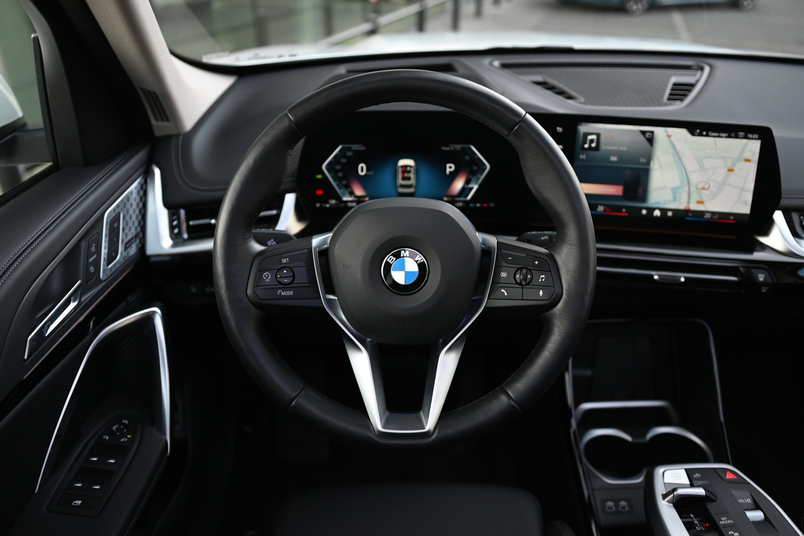 BMW X1 6