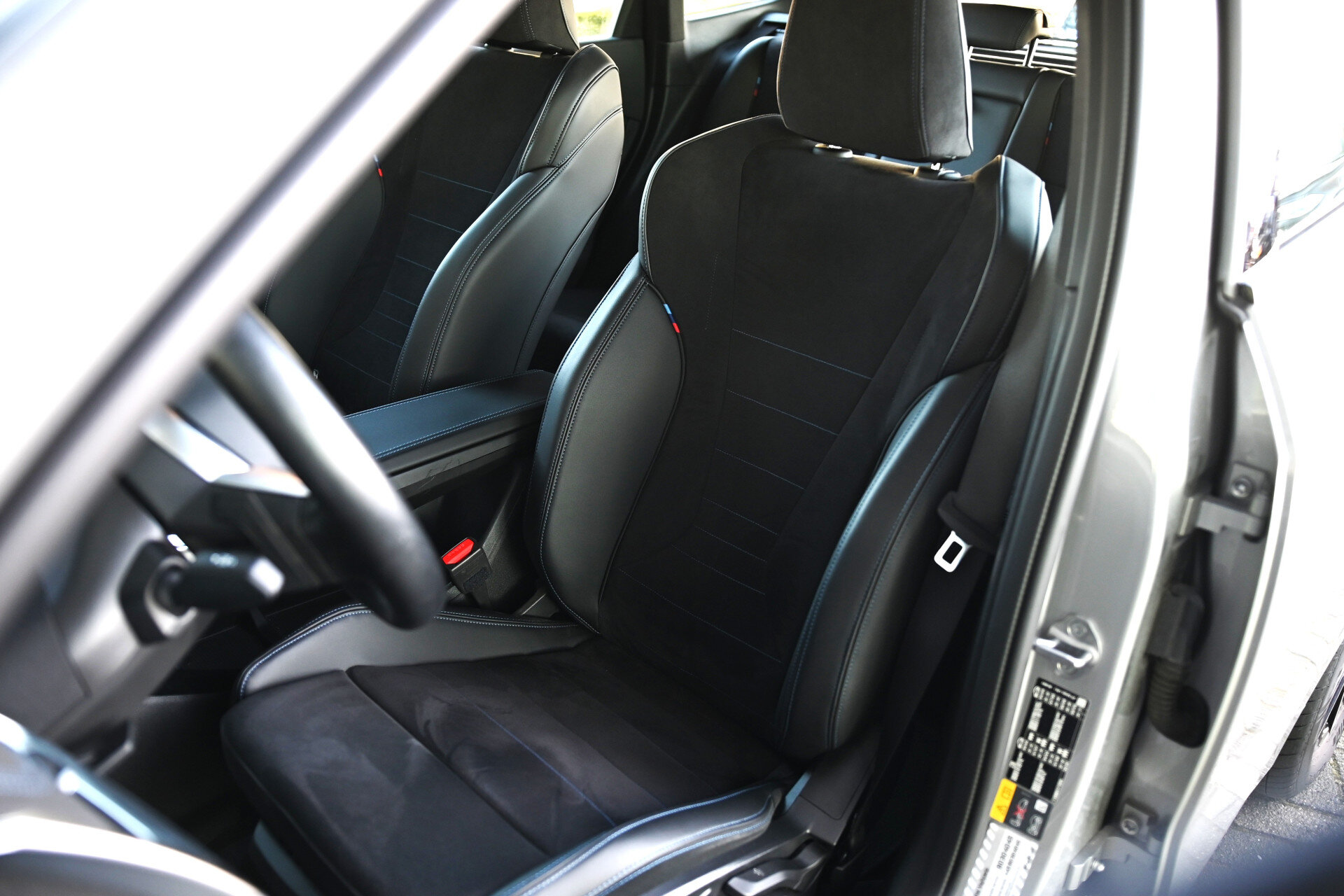 BMW X1 xDrive25e M Sport Automaat - Afbeelding 3