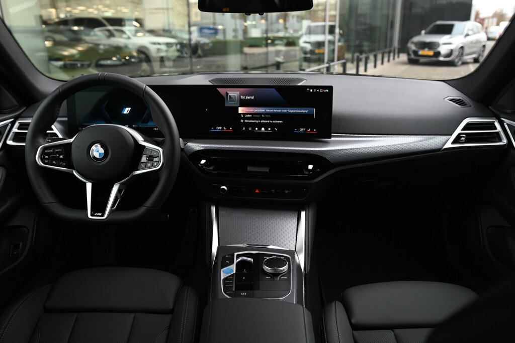 BMW i4 4