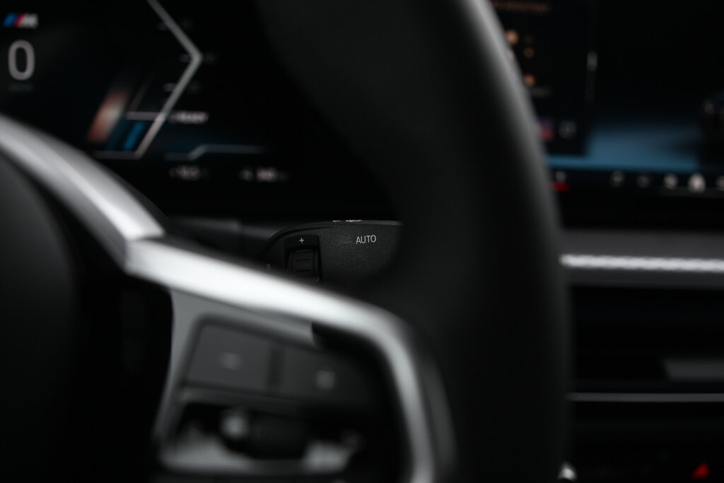 BMW i4 12