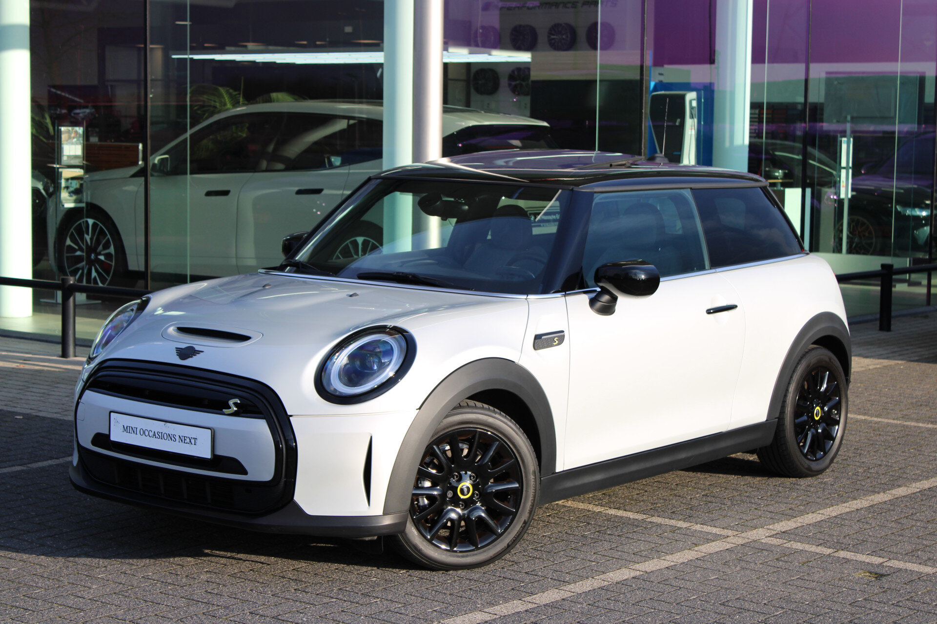 MINI Electric Classic - Afbeelding 2