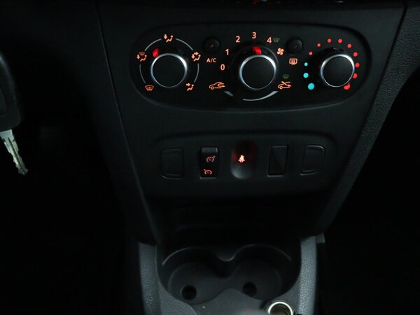 Handbediende airconditioning Handbediende airconditioning