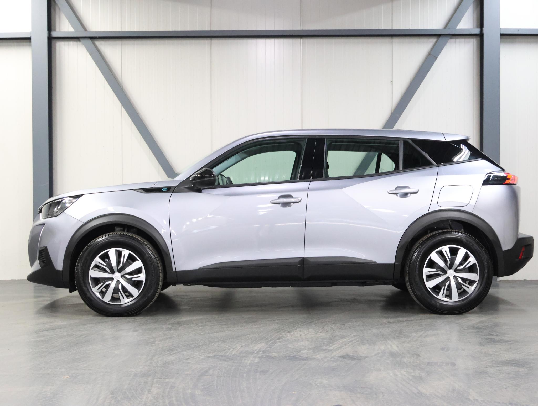 Peugeot e-2008 EV Active 50 kWh 136PK - Afbeelding 2