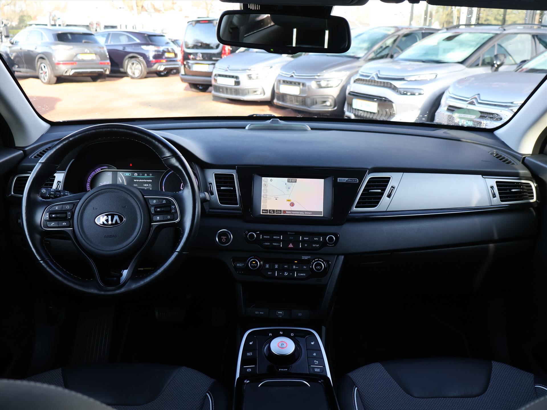 Kia e-Niro Elektrisch 64kWh 204PK Automaat DynamicLine, Rijklaarprijs | Navigatie | Camera | DAB+ | Carplay - Afbeelding 5