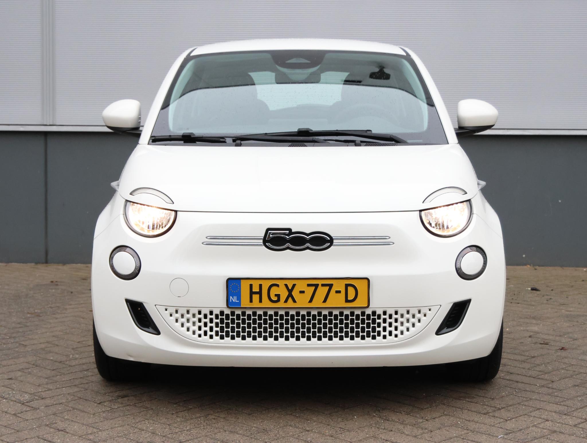 Fiat 500e RED 42 kWh 118pk - Afbeelding 4