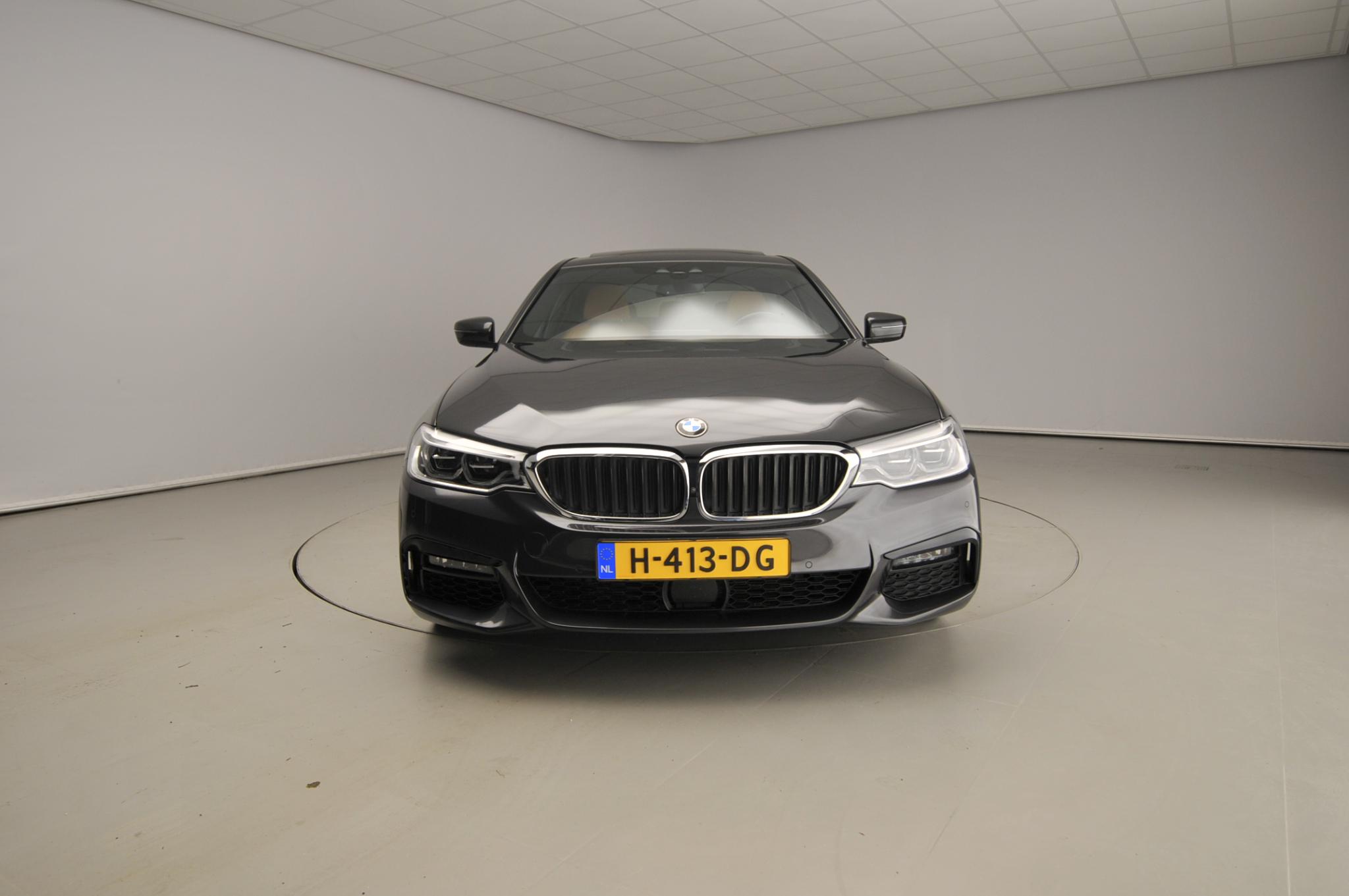 BMW 5 Serie Sedan 540i - Afbeelding 5