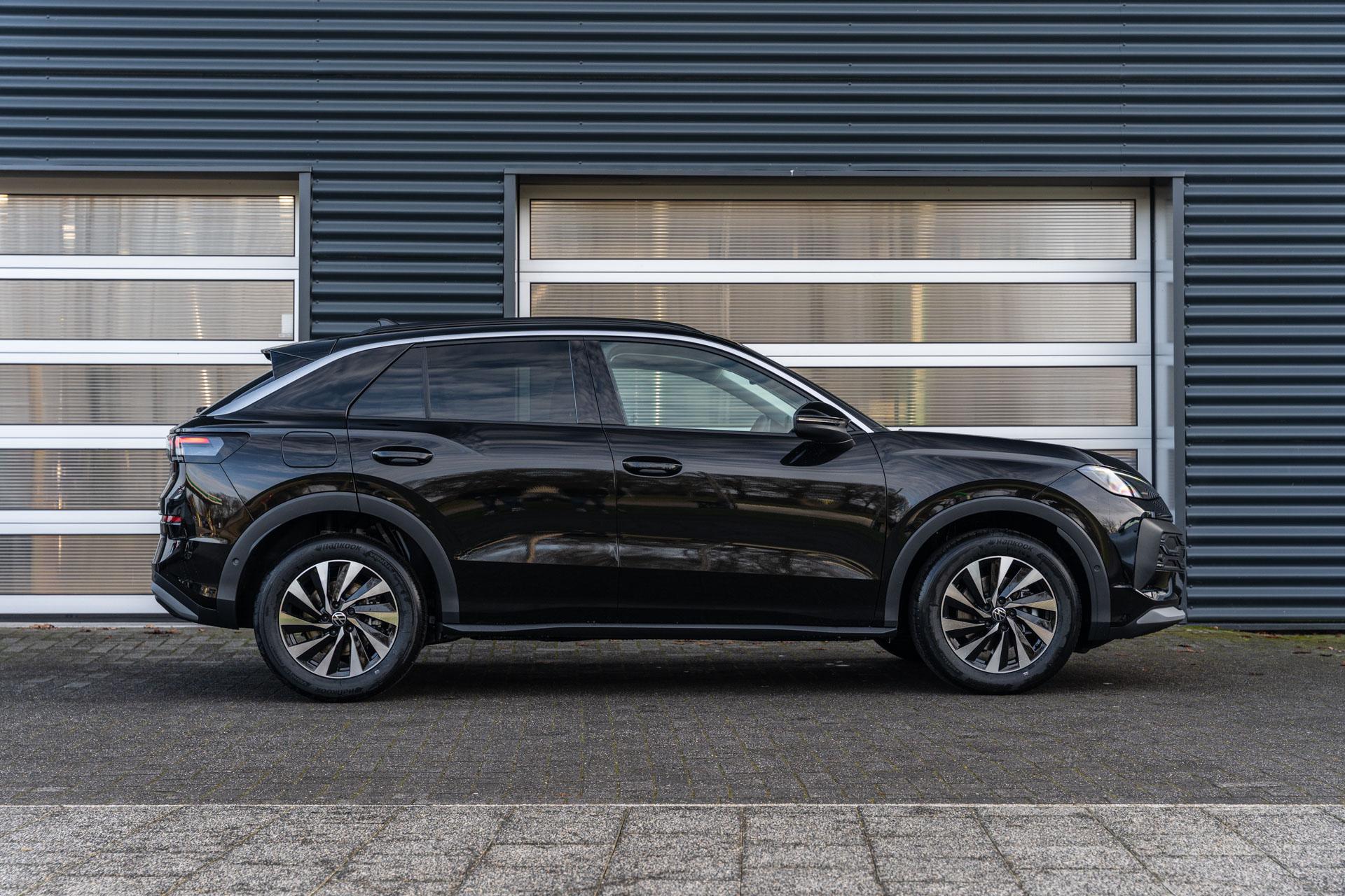 Volkswagen T-Roc 1.5 eTsi 116pk DSG Life First Edition - Afbeelding 3
