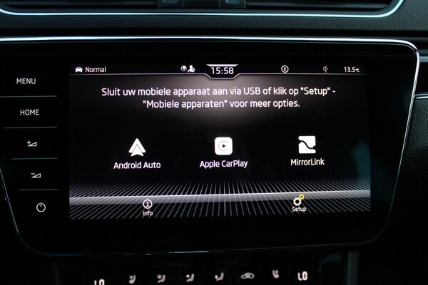 Apple Carplay/Android Auto