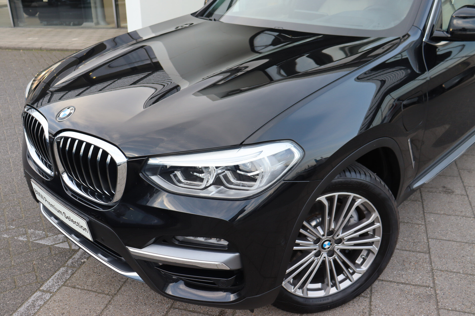 BMW X3 xDrive30e High Executive Luxury Line Automaat - Afbeelding 2