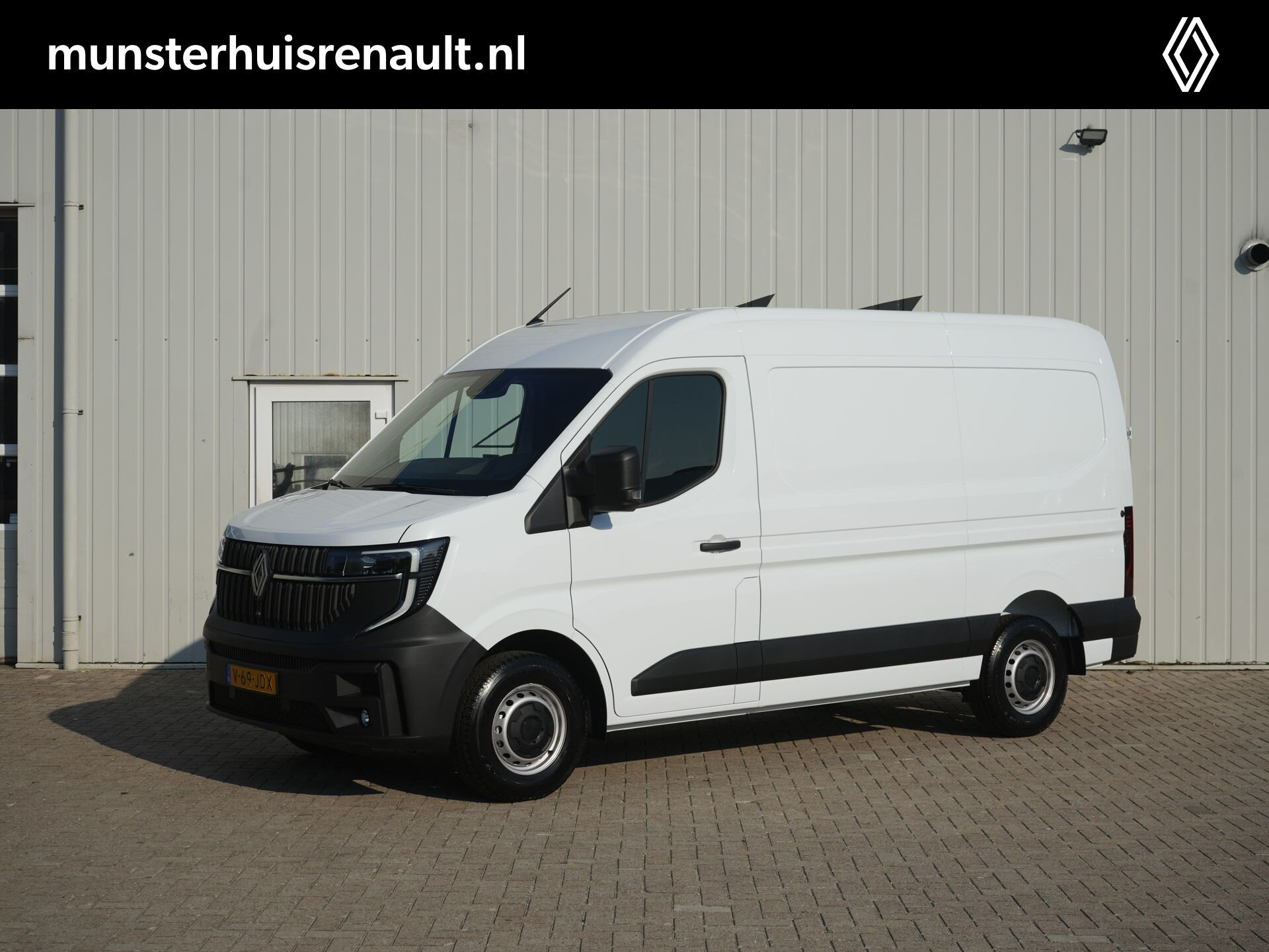 Renault Master T35 2.0 dCi 130 L2H2 Advance *NIEUW!* - Incl. Volledige betimmering & Trekhaak!