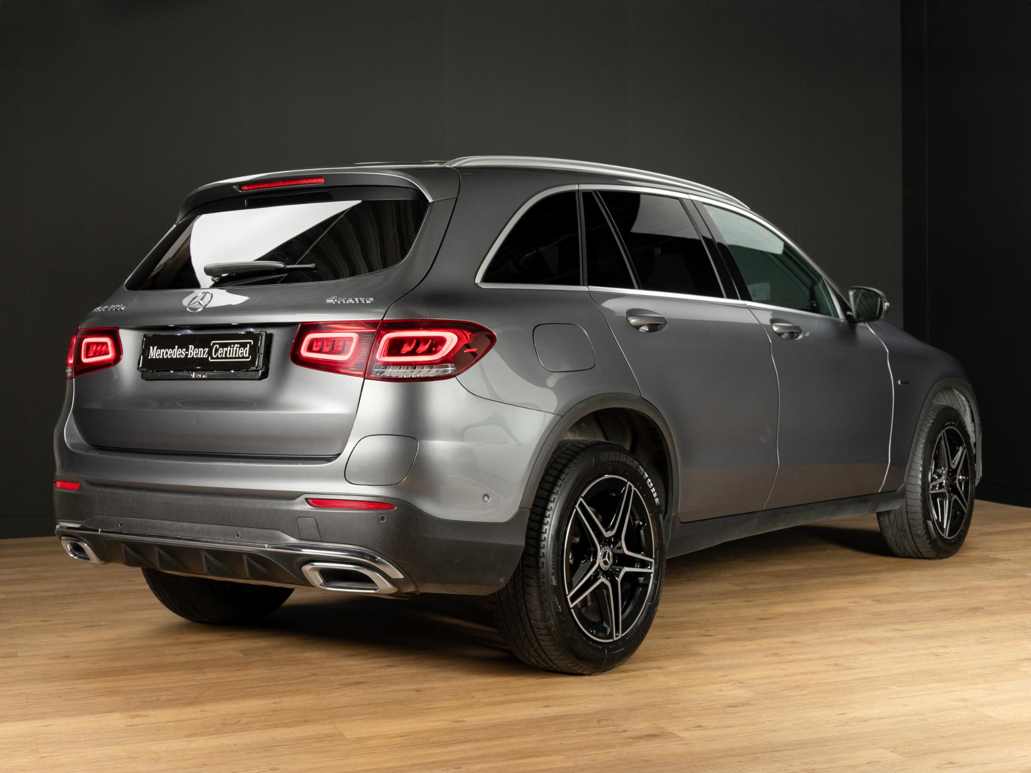 Mercedes-Benz GLC 300e 4MATIC - Afbeelding 2