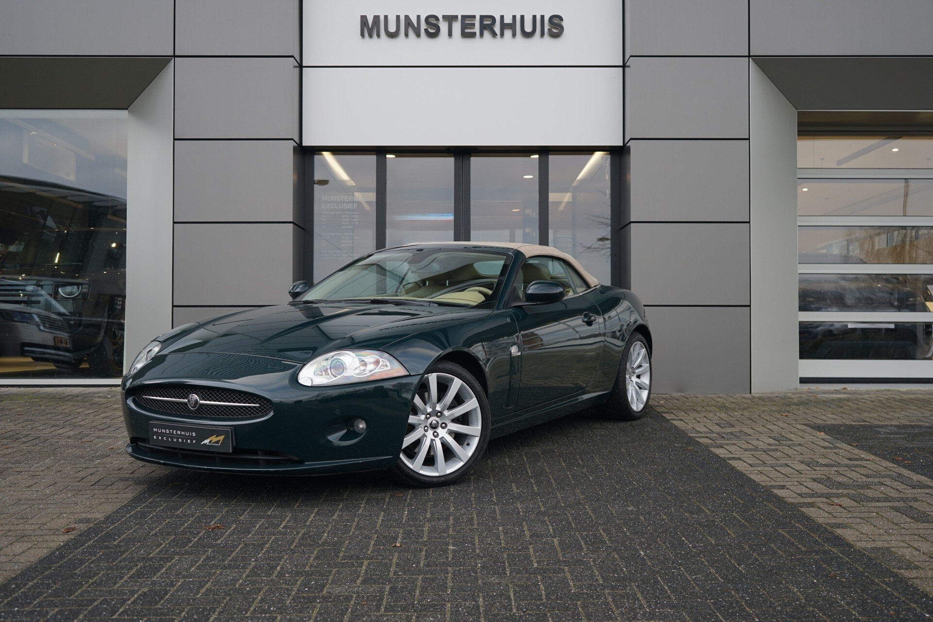 Jaguar XK 4.2 V8 Convertible
