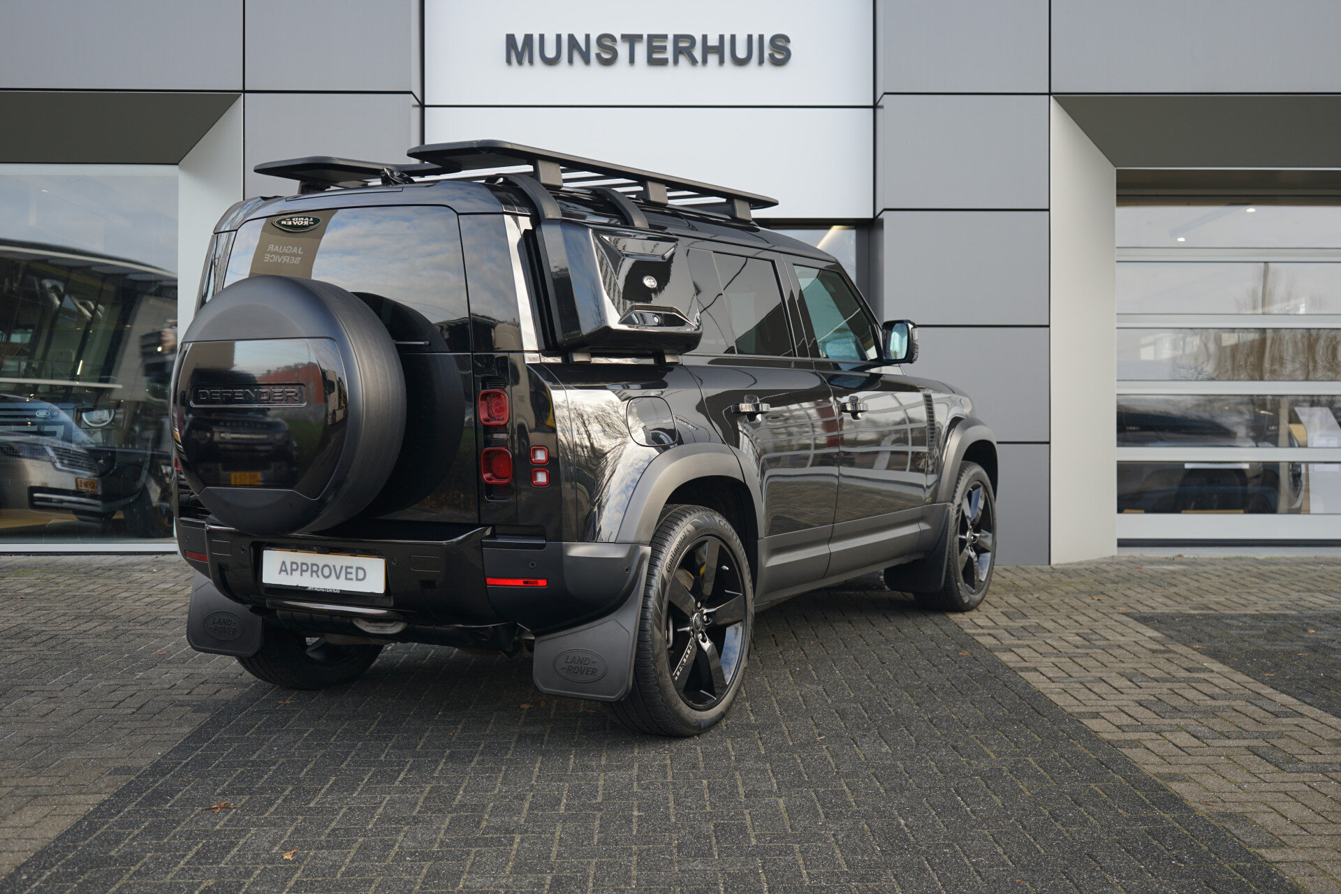 Land Rover Defender 110 3.0 P400 110 HSE 7p. - Afbeelding 2