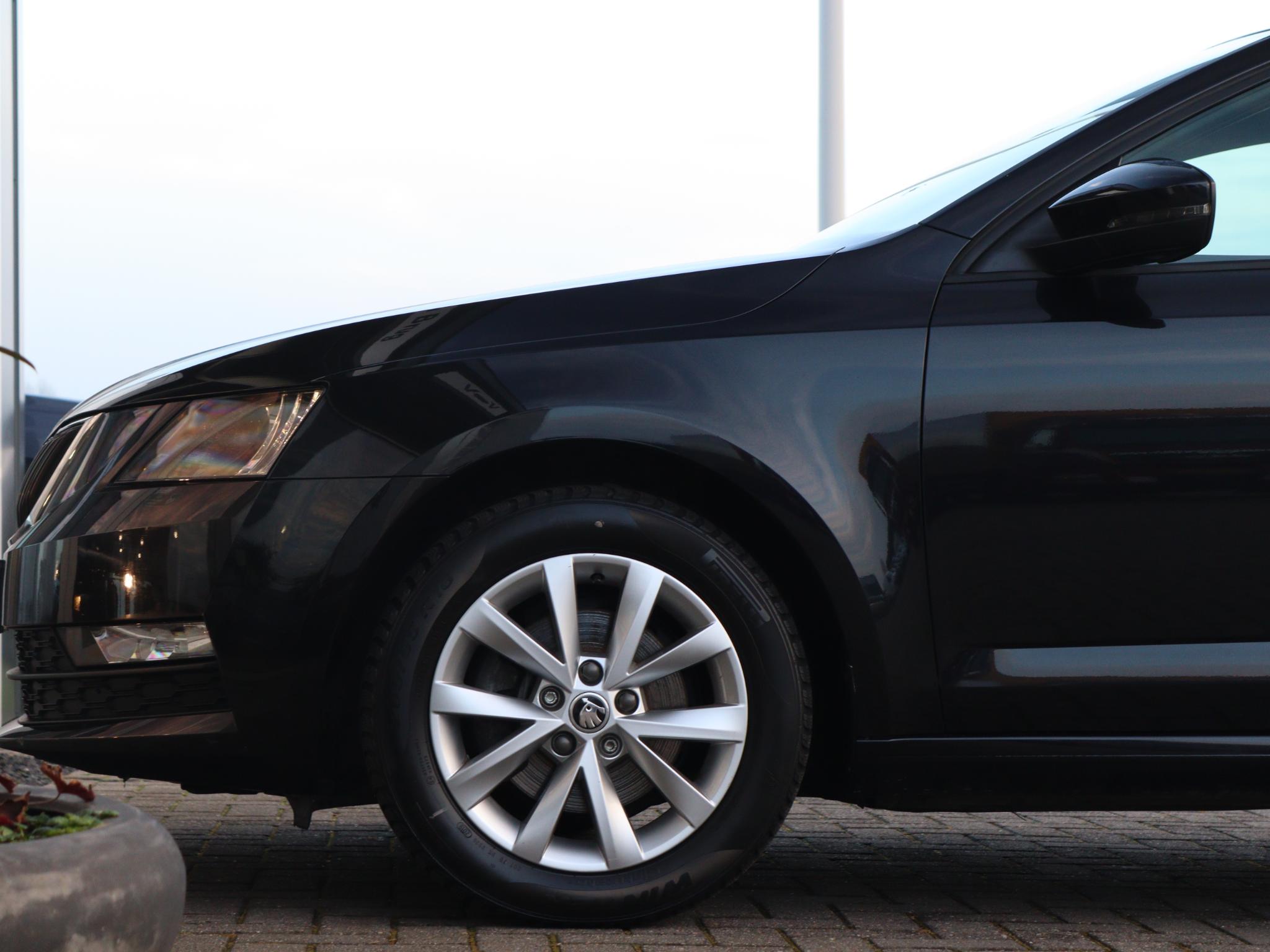 Škoda Octavia Combi 1.5 TSI 150 pk Executive - Afbeelding 2
