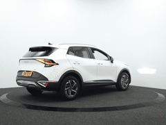 Kia Sportage 1.6 T-GDi Hybrid Dynamic Line | Navigatie | Camera | Stoelverwar - Afbeelding 2