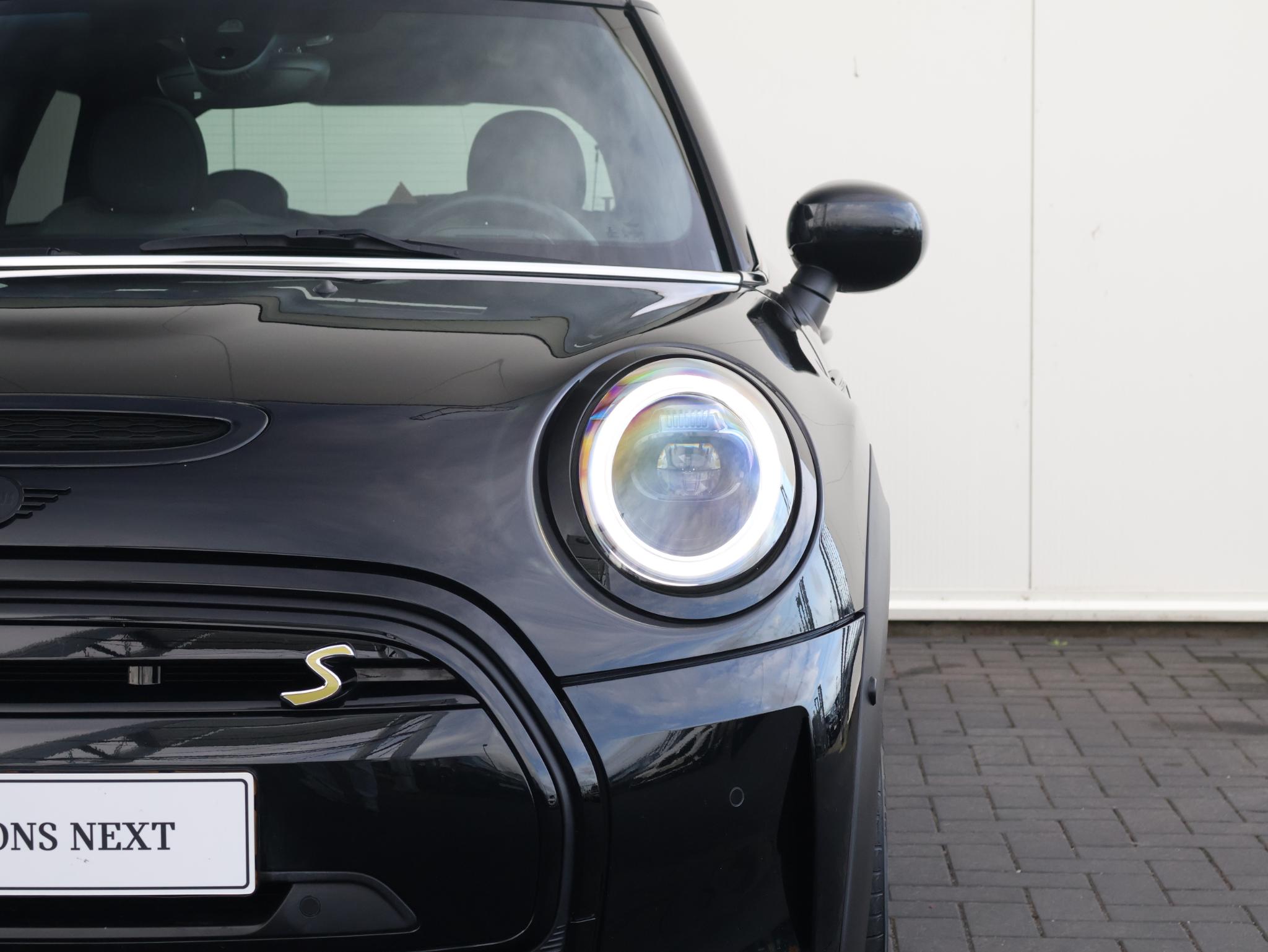 MINI Electric Mini Camden Edition 33 kWh - Afbeelding 4