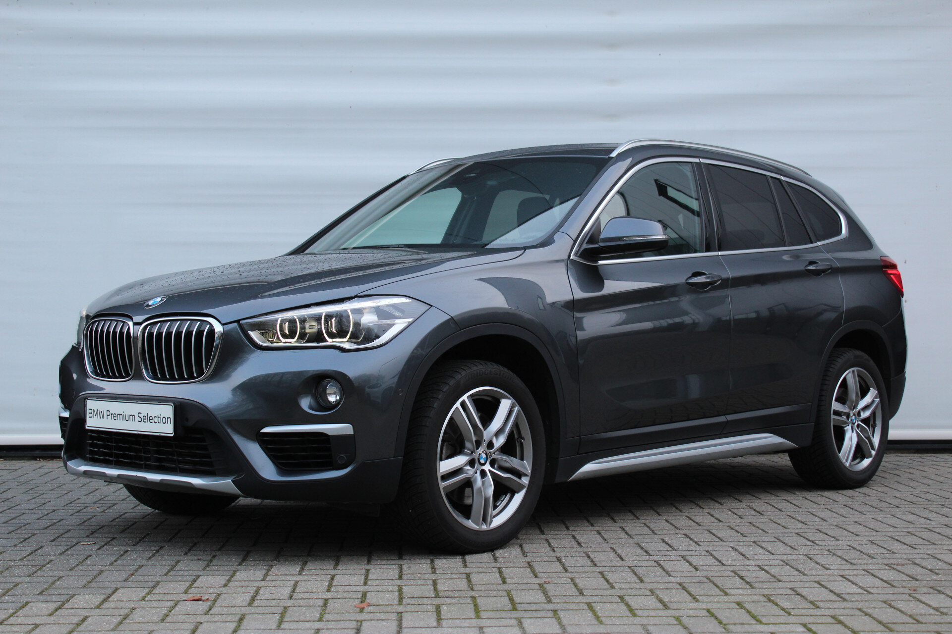 BMW X1 sDrive20i High Executive xLine Automaat