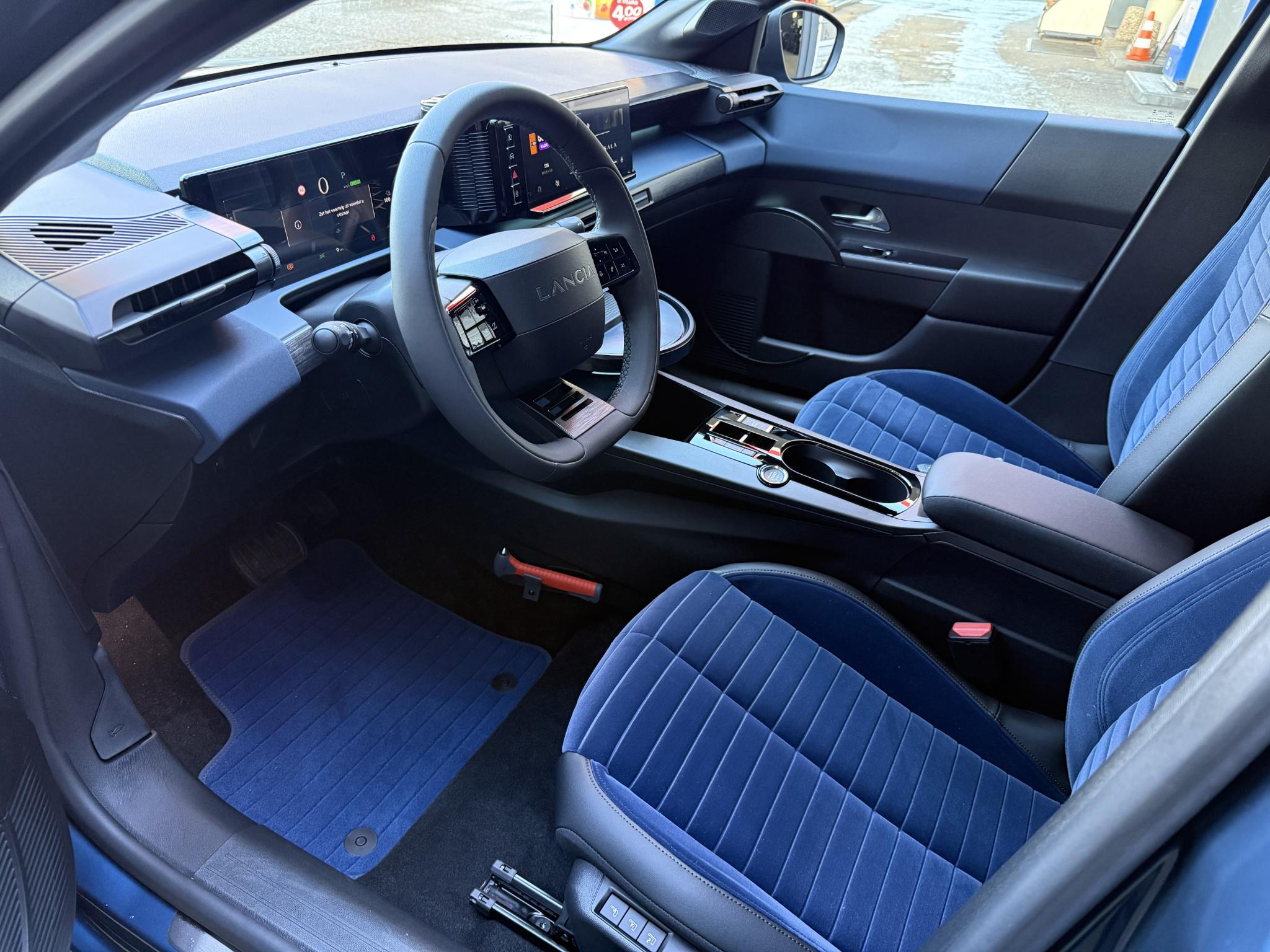 Lancia Ypsilon Edizione Limitata Blu 51 kWh - Afbeelding 3